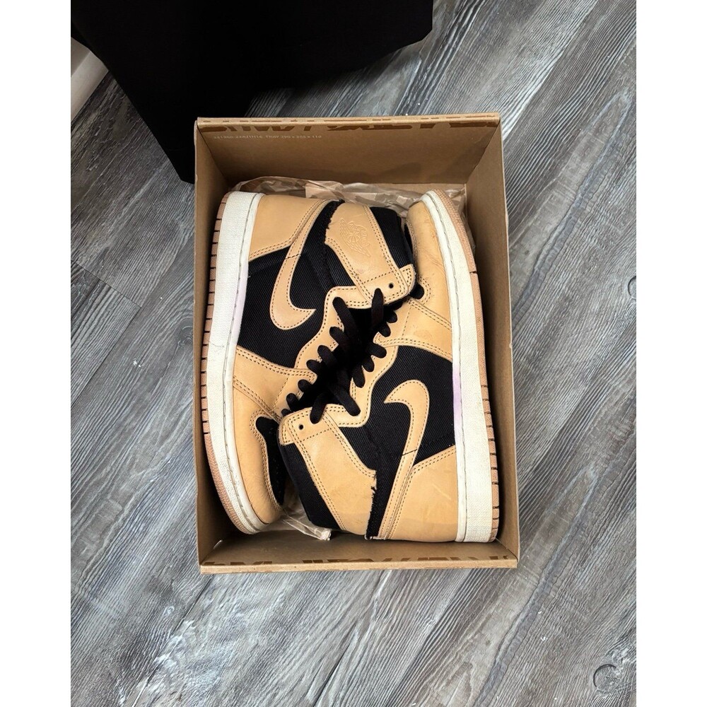 Air Jordan 1 Retro High OG Heirloom Size Women’s 7.5 - Picture 6 of 6